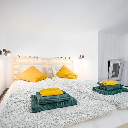Green Goblin Apartment With Free Private Parking Budapesta Exterior foto