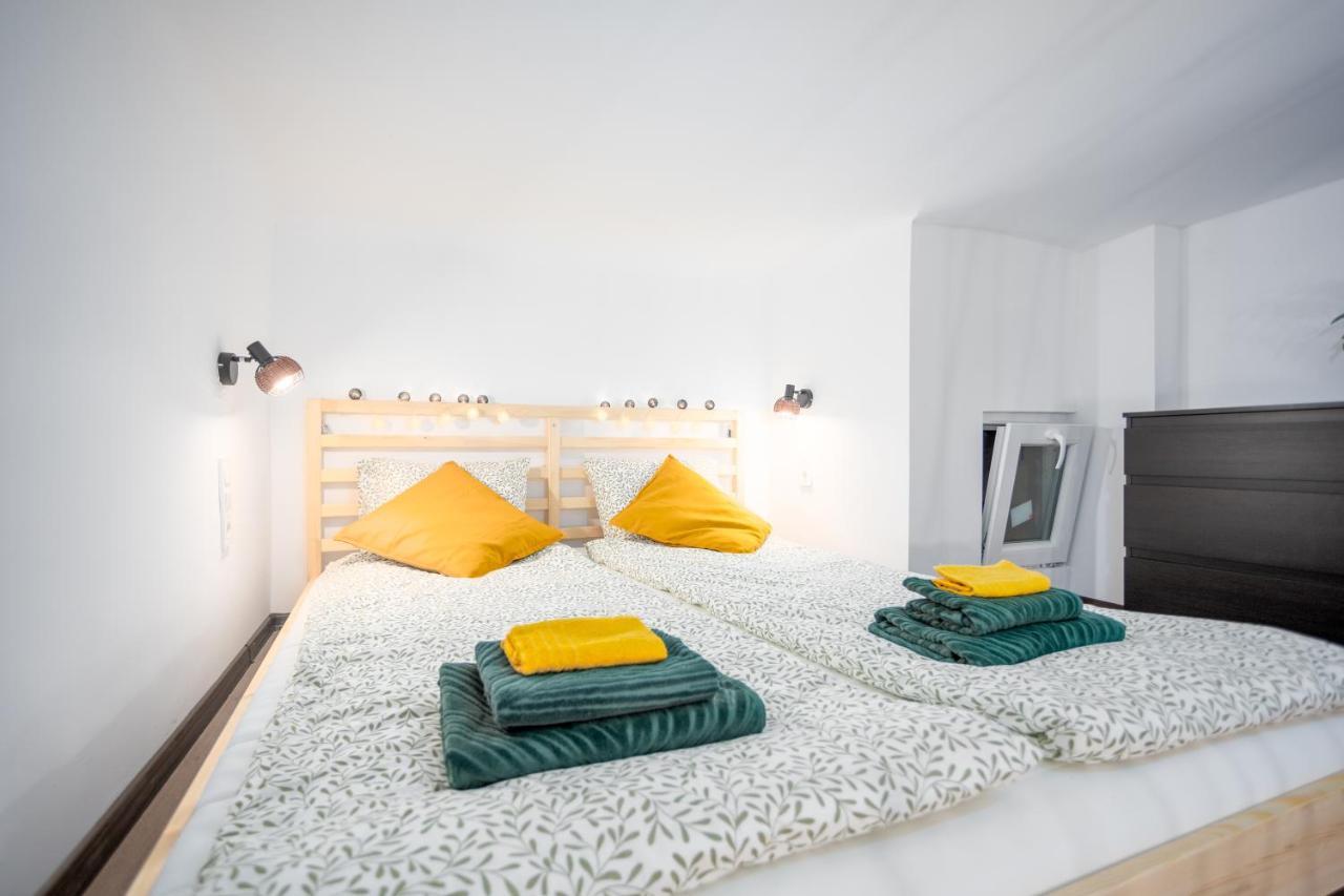 Green Goblin Apartment With Free Private Parking Budapesta Exterior foto