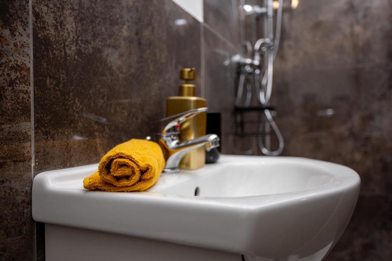 Green Goblin Apartment With Free Private Parking Budapesta Exterior foto