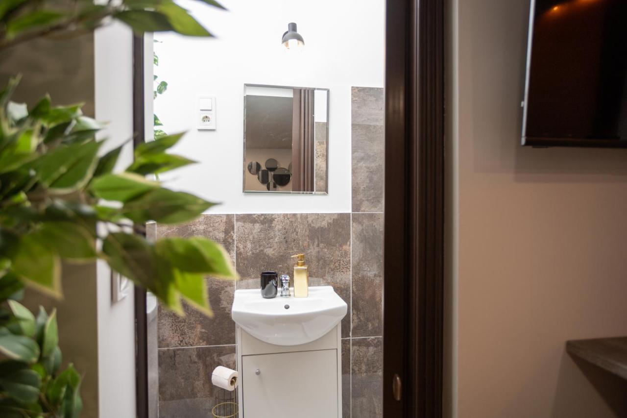 Green Goblin Apartment With Free Private Parking Budapesta Exterior foto