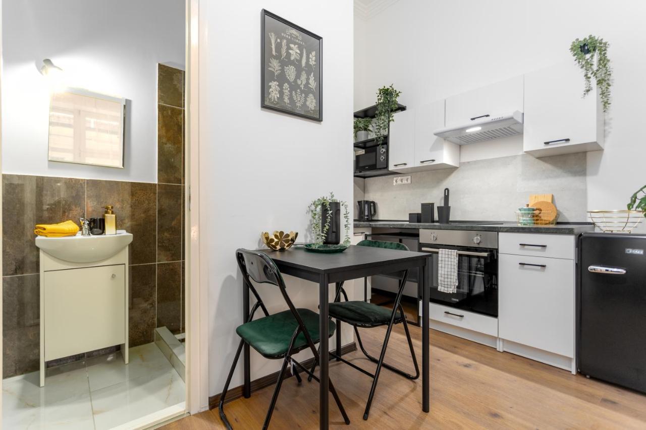 Green Goblin Apartment With Free Private Parking Budapesta Exterior foto