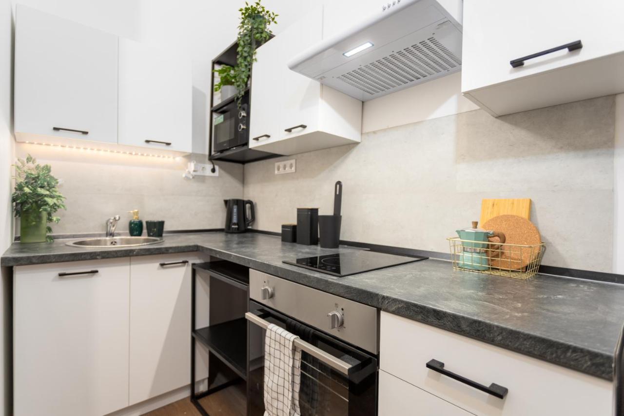 Green Goblin Apartment With Free Private Parking Budapesta Exterior foto